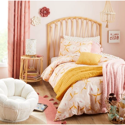 Tulip Kids’ Chair - Pillowfort™ 5 Tulip Kids’ Chair - Pillowfort™ - Image 3